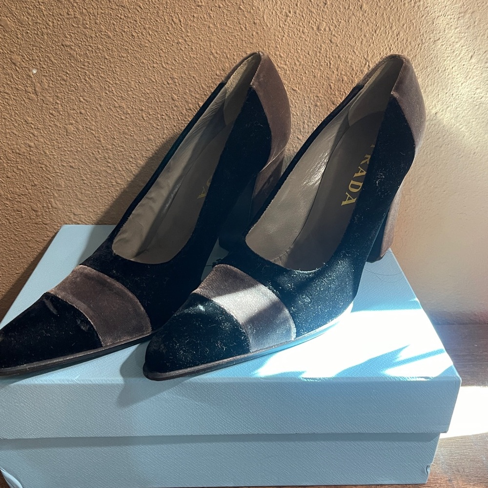 Prada Women's Black and Brown Heels